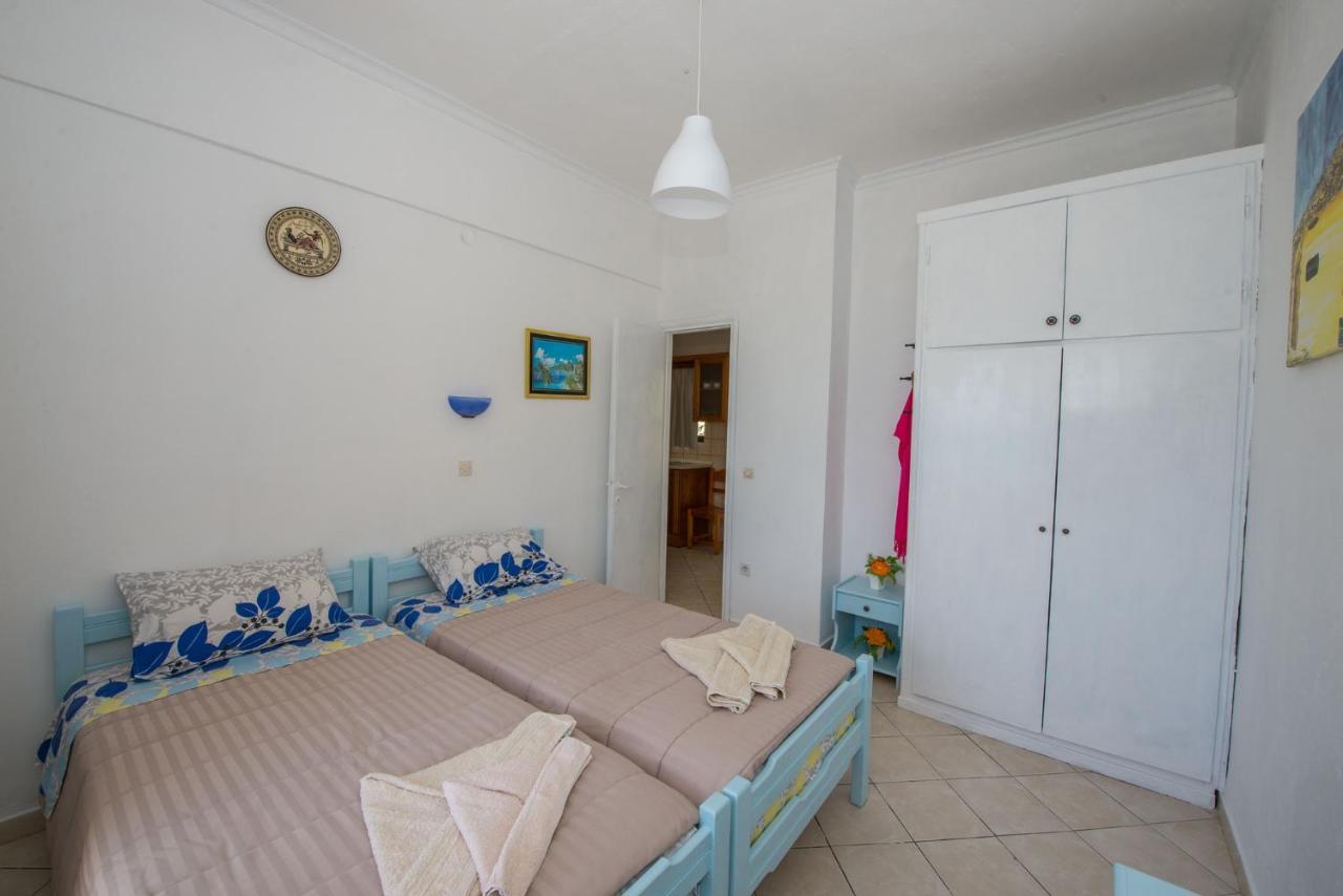 Spiros And Polyxeni Apartments Afión エクステリア 写真