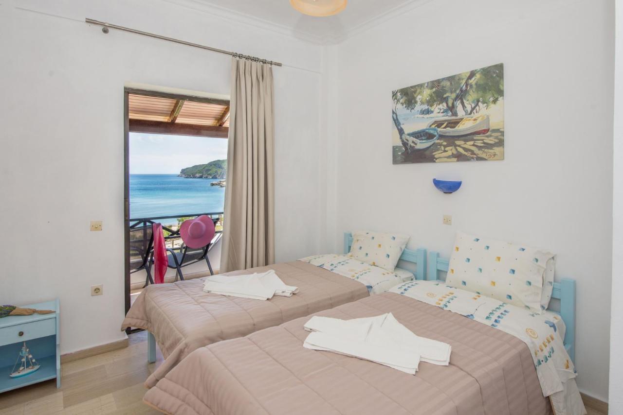 Spiros And Polyxeni Apartments Afión エクステリア 写真