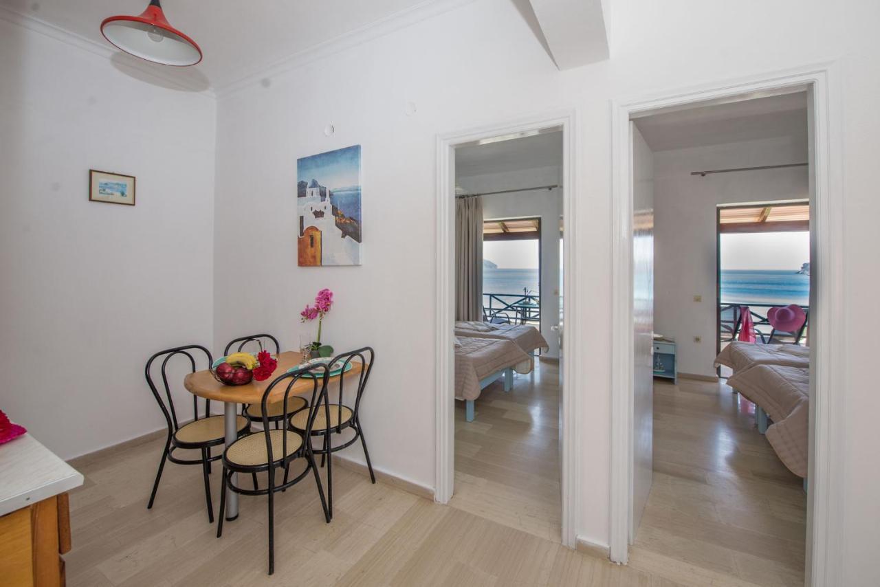 Spiros And Polyxeni Apartments Afión エクステリア 写真